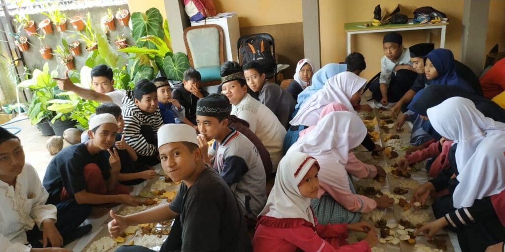 Mengembangkan Empati dan Rasa Sosial pada Anak