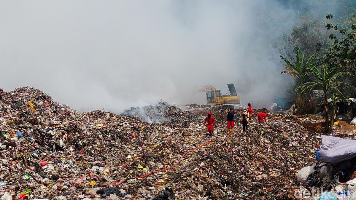 Menangani Krisis Sampah